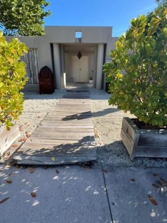 Biscayne Key Estates, 725 Fernwood Rd, Key Biscayne, Florida 33149, image 1