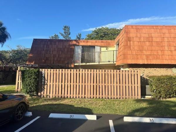 Village At Coral Lake, 8421 N Coral Cir, North Lauderdale, Florida 33068, image 1