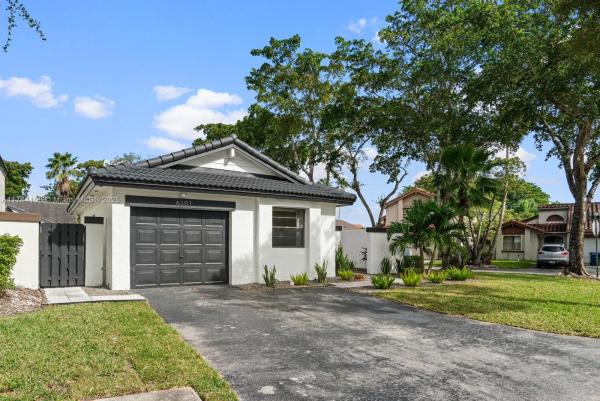 The Moors Cluster Homes, 6301 NW 173rd Ln, Hialeah, Florida 33015, image 1