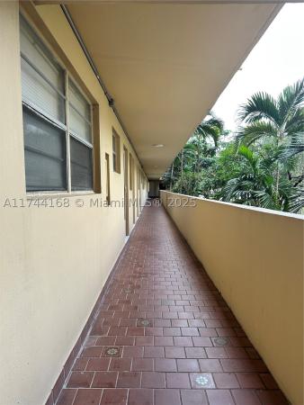 Daisy Gardens, 1750 NE 191st St #225-4, Ojus, Florida 33179, image 2