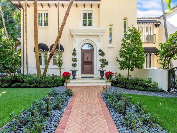Coral Gables Country Club, 2700 Columbus Blvd, Coral Gables, Florida 33134, image 1