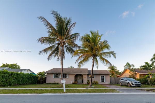 Dixie Heights, 12971 SW 267th St, Princeton, Florida 33032, image 1