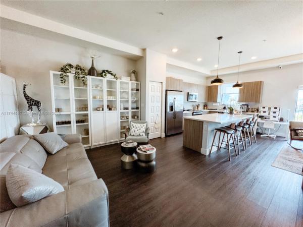 Highland At Park Central, 10455 NW 82nd St #32, Doral, Florida 33178, image 1