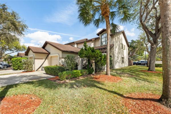Valencia Townhomes, 10131 SW 137th Ct #10131, The Hammocks, Florida 33186, image 1