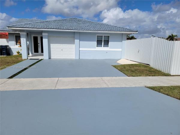 Garson, 14601 SW 48th St, Kendale Lakes, Florida 33175, image 1