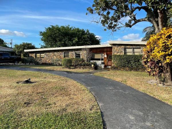 Chapel Hill, 925 Sunset Rd, Boynton Beach, Florida 33435, image 1