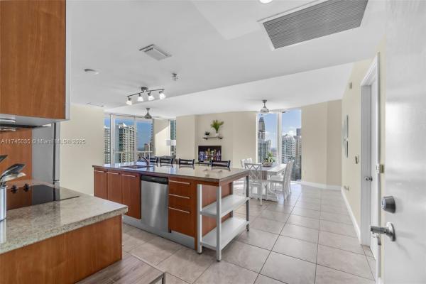 Latitude On The River, 185 SW 7th St #3811, Miami, Florida 33130, image 1