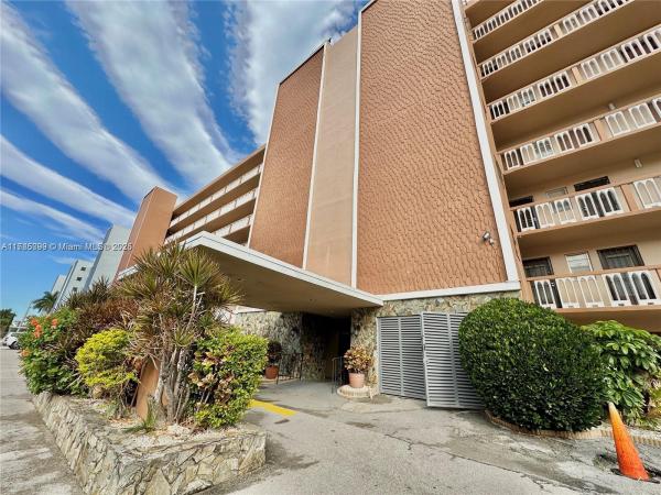 Meadowbrook Towers, 301 NE 14th Ave #201, Hallandale Beach, Florida 33009, image 1