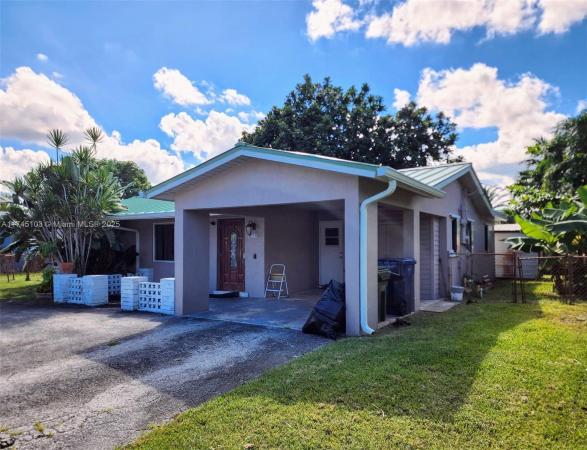 Boniello Villas, 2633 NW 9th Ln, Wilton Manors, Florida 33311, image 1