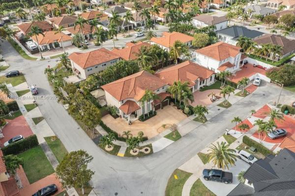 14804 SW 31st Ter, Unincorporated Dade County, Florida 33185, image 2