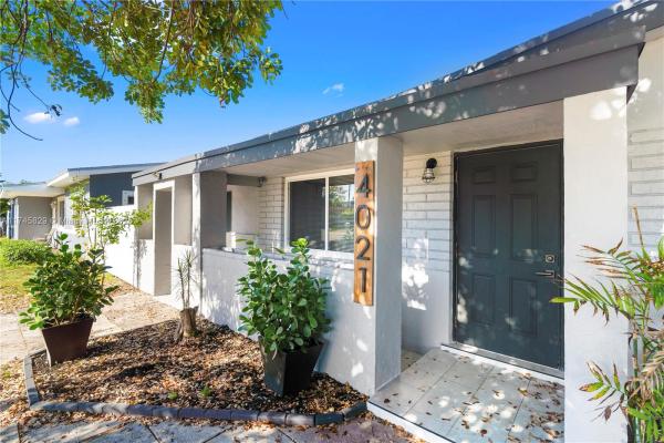 Miami Gardens Manor, 4021 SW 59th Ter, West Park, Florida 33023, image 1