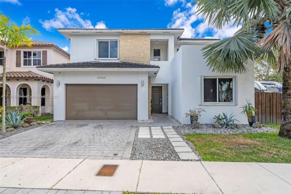 Venetian Parc, 14960 SW 176th Ter, Richmond West, Florida 33187, image 1