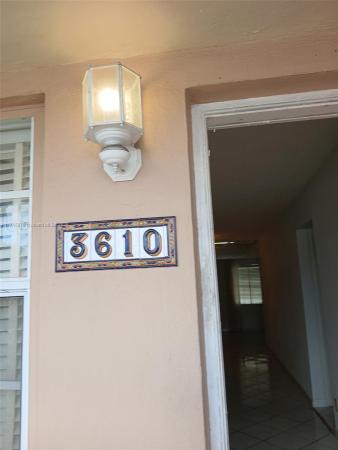 Inwood, Miami, Florida 33135, image 1