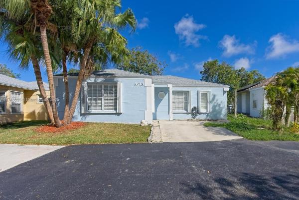 Catalina, 9813 SW 222nd Ter, Cutler Bay, Florida 33190, image 1
