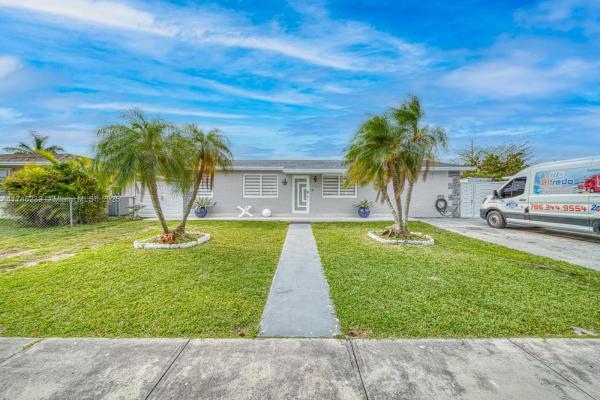 Princetonian, 12620 SW 252nd Ter, Princeton, Florida 33032, image 1