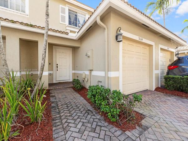 Hampton Hills, 9124 Chambers St #9124, Tamarac, Florida 33321, image 1