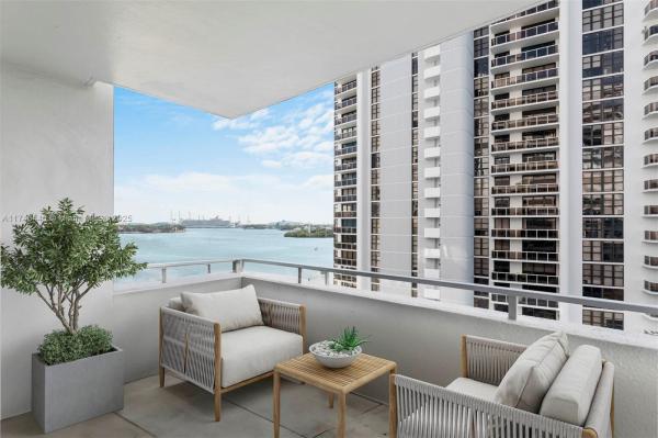 Costa Brava, 11 Island Ave #907, Miami Beach, Florida 33139, image 1