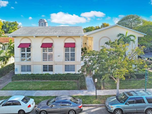 Gables North, 234 Antiquera Ave #15, Coral Gables, Florida 33134, image 1