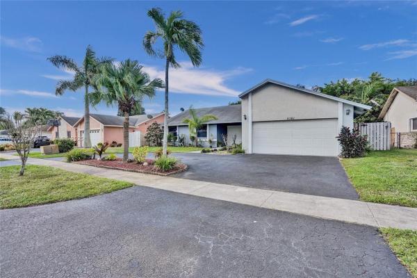 Boulevard Woods West, 5161 NW 81st Ter, Lauderhill, Florida 33351, image 1