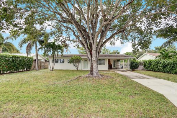 Penn Park, 415 Pittsburgh Dr, Jupiter, Florida 33458, image 1
