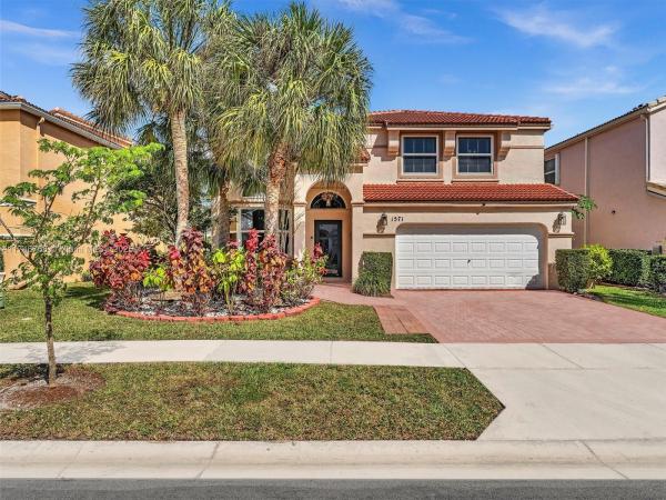Canary Bay, 1571 NW 159th Ave, Pembroke Pines, Florida 33028, image 1
