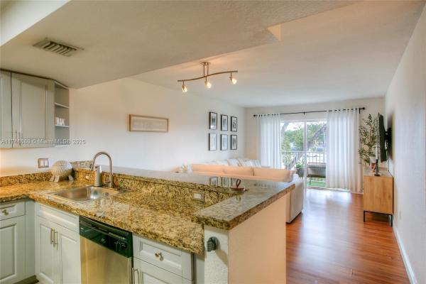 Doral Gardens 2, 5000 NW 79th Ave #208, Doral, Florida 33166, image 1