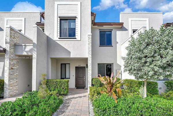 Via Ventura, 847 NE 211th St #00, Ojus, Florida 33179, image 1