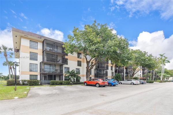 Inverwood Of Inverrary, 5530 NW 44th St #306C, Lauderhill, Florida 33319, image 1