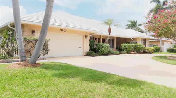 The Landings, 5307 NE 32nd Ave, Fort Lauderdale, Florida 33308, image 3