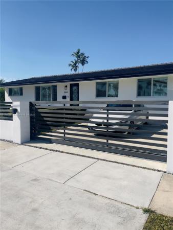 8841 SW 54th St, Unincorporated Dade County, Florida 33165, image 1