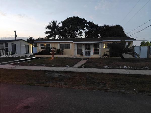 Scott Lake Manor, Miami Gardens, Florida 33169, image 1