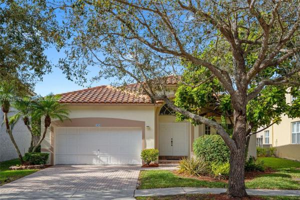 The Cove At Pembroke Isles, 1976 NW 169th Ave, Pembroke Pines, Florida 33028, image 1