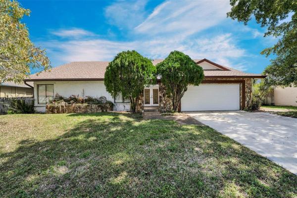 Cimarron At Loggers Run, 21436 Woodchuck Ln, Boca Raton, Florida 33428, image 1