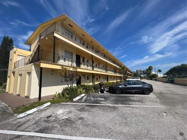 Biscayne Lake Gardens, 20201 NE 29th Ct #D224, Aventura, Florida 33180, image 1