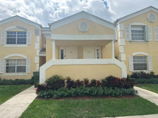 Centergate, 2274 SE 27th Dr #205-F, Homestead, Florida 33035, image 1