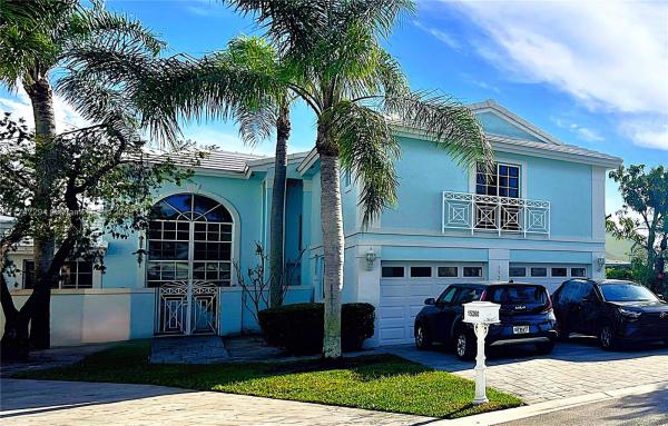 Wilshire, 15260 Wilshire Ct, Pembroke Pines, Florida 33027, image 1