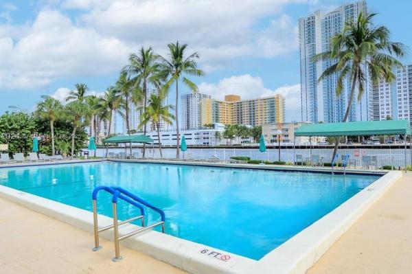 Oceanview Park, 800 Parkview Dr #118, Hallandale Beach, Florida 33009, image 1
