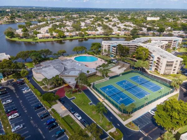 Colony Point, 900 Colony Point Cir #503, Pembroke Pines, Florida 33026, image 1