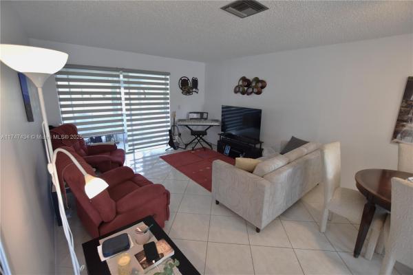 Dudley At Cresthaven Villas, 2520 E Dudley Dr #E, West Palm Beach, Florida 33415, image 2