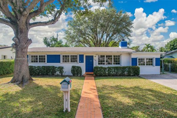 Ranchero Homesites, 8550 SW 125th Ter, Kendall, Florida 33156, image 1