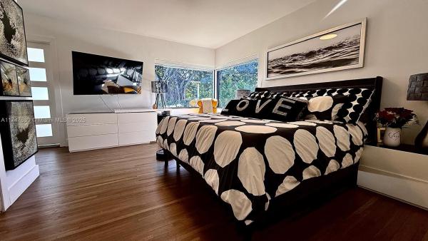 Biscayne Gardens, 14745 N Spur Dr, Golden Glades, Florida 33161, image 1