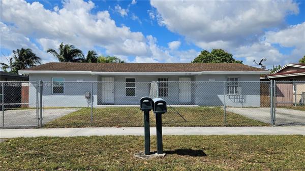 Winsor Manor, 19010 SW 113th Pl #1, South Miami Heights, Florida 33157, image 1
