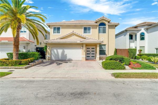 Catalina At Doral Isles, 11101 NW 72nd Ter, Doral, Florida 33178, image 2