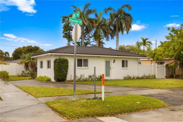 Sunset Trails, 1110 S 14th Ave, Hollywood, Florida 33020, image 1