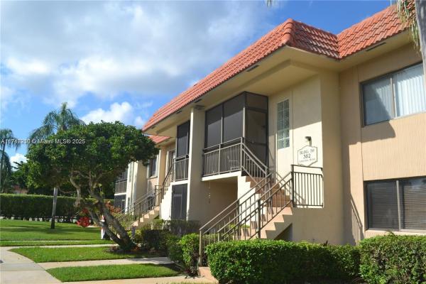 Racquet Club At Bonaventure, 382 Lakeview Dr #103, Weston, Florida 33326, image 1