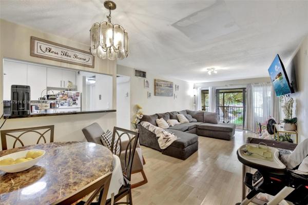 Hampton Court, 5841 Washington St #62, Hollywood, Florida 33023, image 1
