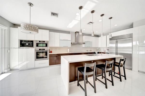 Isles At Weston, 4424 E Whitewater Ave, Weston, Florida 33332, image 1