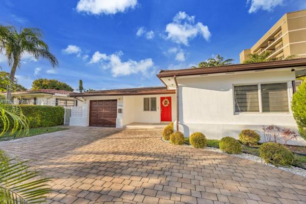 Flagler Street, 146 Ponce De Leon Blvd, Coral Gables, Florida 33134, image 1