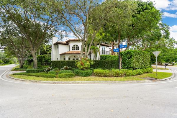 5891 SW 84th St, Miami, Florida 33143, image 1