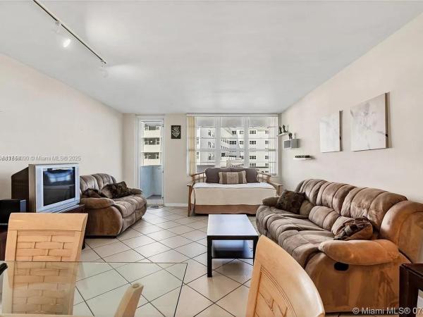 The Decoplage, 100 Lincoln Rd #633, Miami Beach, Florida 33139, image 1